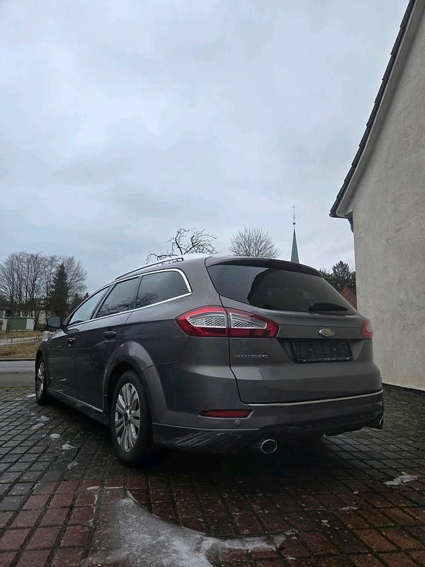 Gebraucht Ford Mondeo ST 200 PS (147 kW) 2011 Braun Kombi
