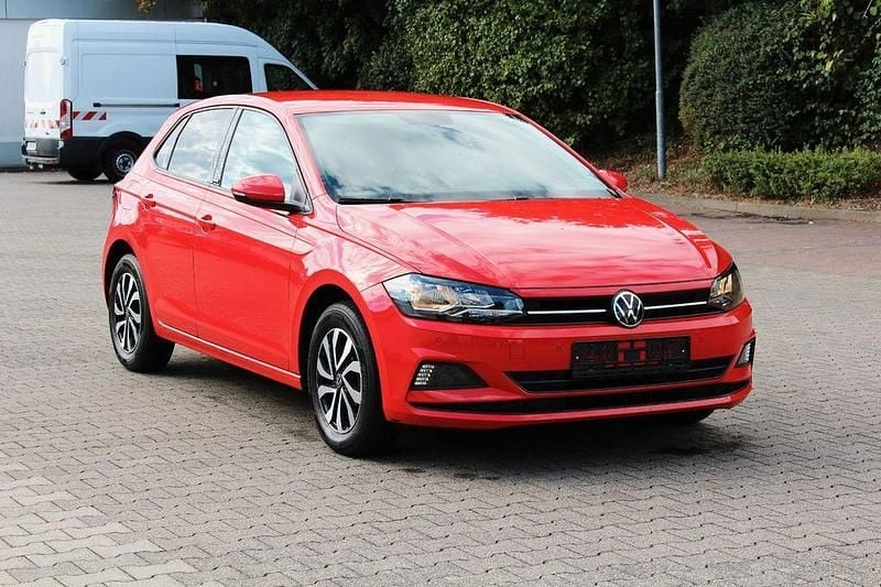 Rot Gebraucht 2021 VW Polo Active Kleinwagen | 9.950 € (Superpreis) - Bild 1/4