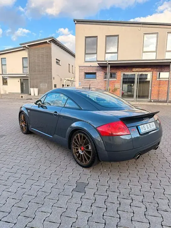 Używany Audi TT Sport 250 KM (183 kW) 2004 Szary Coupe