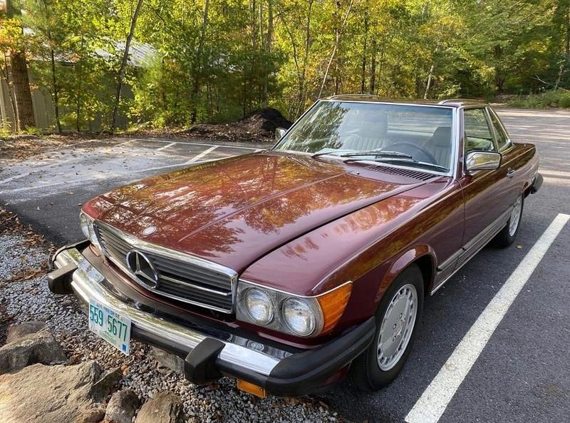 Rot Gebraucht 1988 Mercedes 560 Cabrio | 24.900 € - Bild 1/4