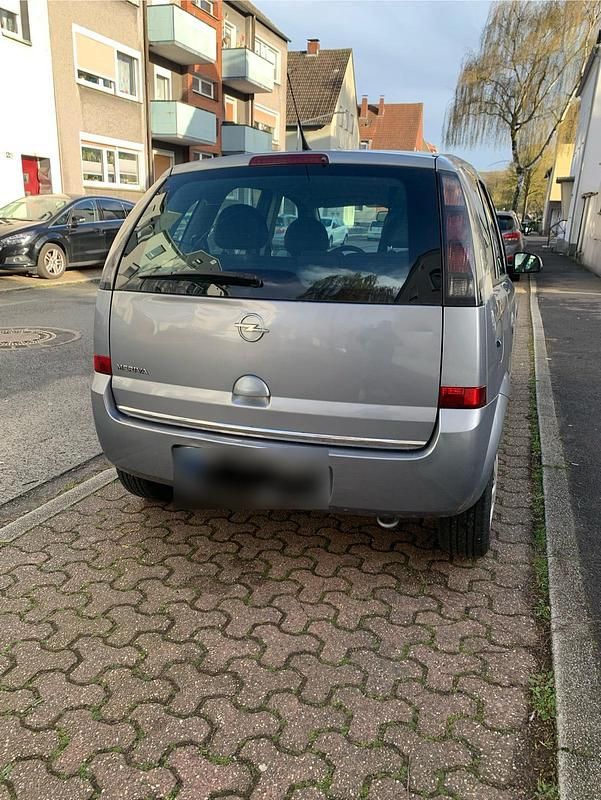 Gebraucht Opel Meriva 90 PS (66 kW) 2007 Silber Van / Kleinbus