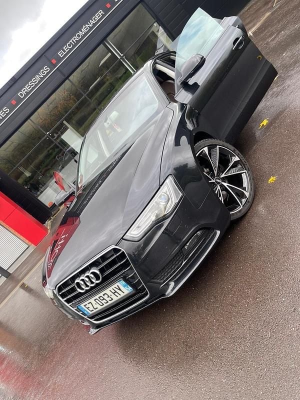 Schwarz Gebraucht 2012 Audi A5 Sportback S-Line Kleinwagen | 12.300 € (Fairer Preis) - Bild 1/4