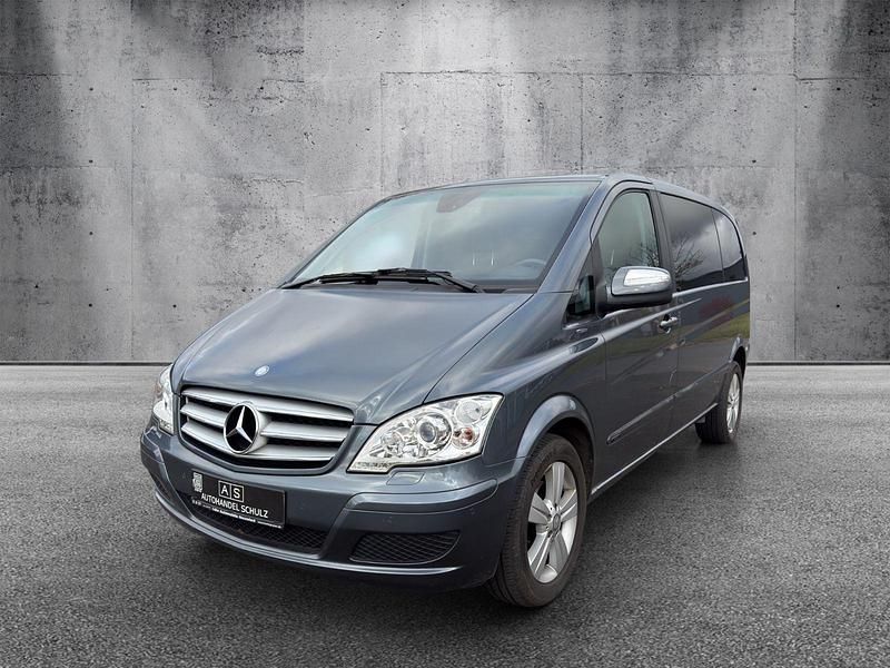 Grau Gebraucht 2013 Mercedes Viano Van / Kleinbus | 13.791 € (Superpreis) - Bild 1/4