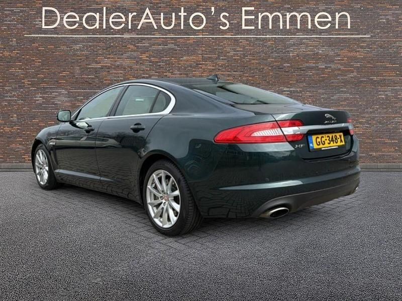 Gebraucht Jaguar XF 241 PS (177 kW) 2015 Grün Limousine