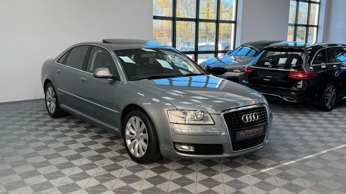 Gebraucht Audi A8 Ambiente 209 PS (153 kW) 2009 Grau Limousine