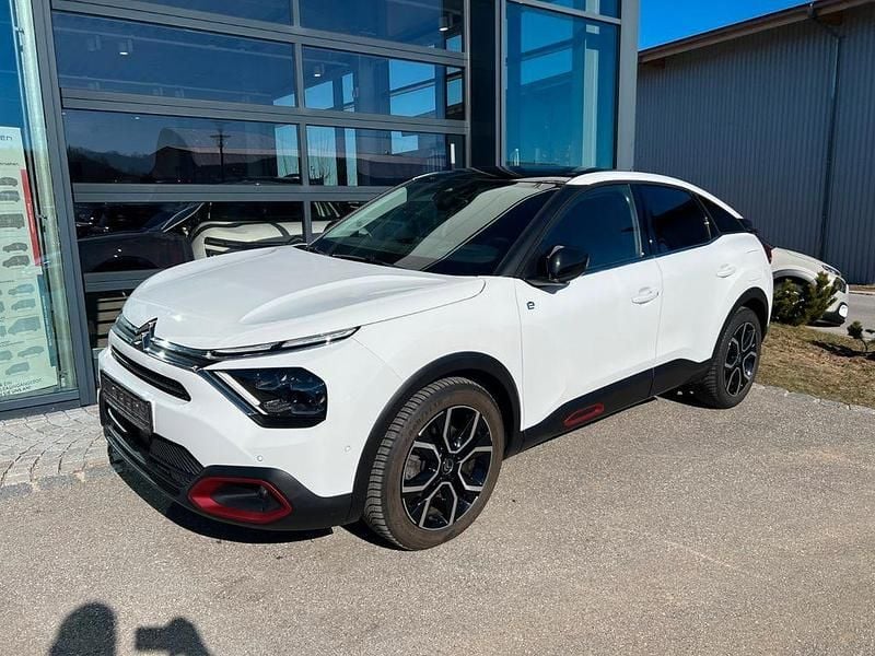 Gebraucht Citroën e-C4 Shine 100 kW (136 PS) 2021 Weiß Limousine