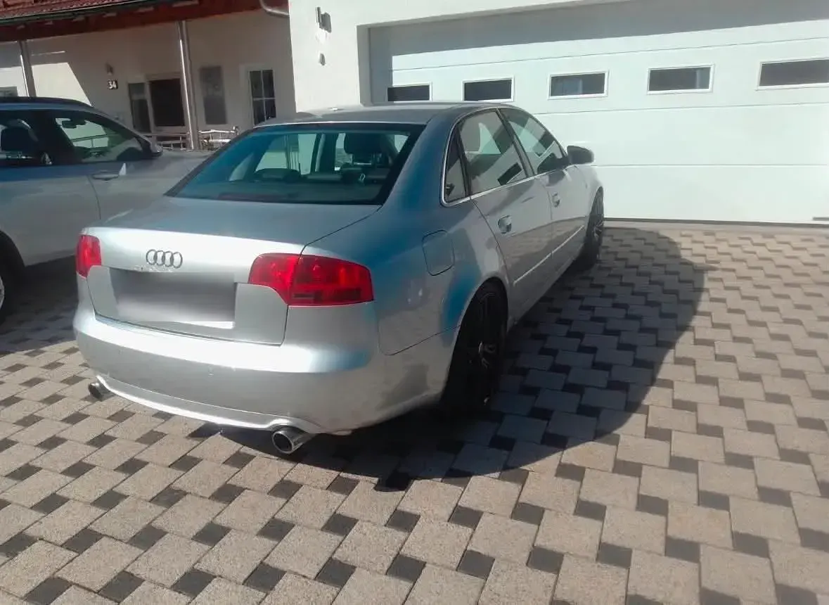 Gebraucht Audi A4 232 PS (170 kW) 2006 Silber Limousine