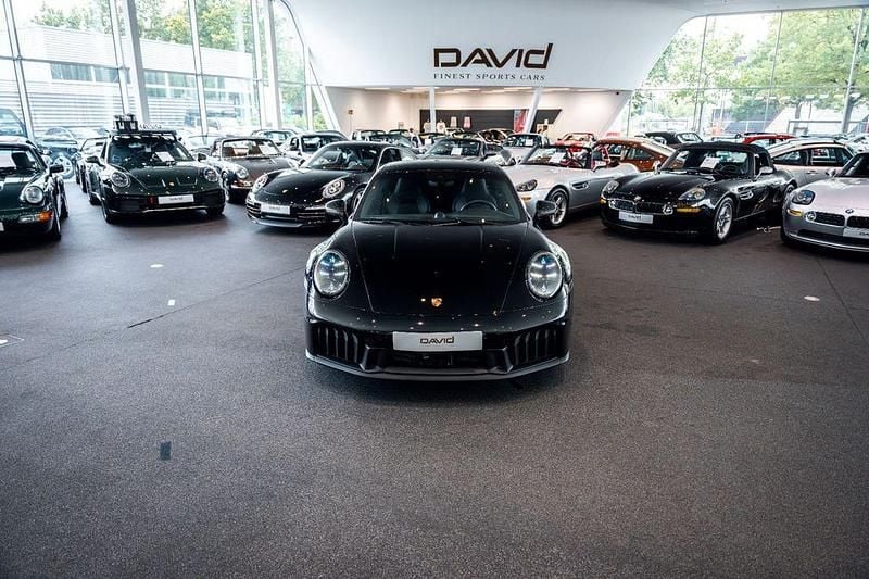 Schwarz Neu 2025 Porsche 911 Limousine | 189.992 € (Guter Preis) - Bild 1/4