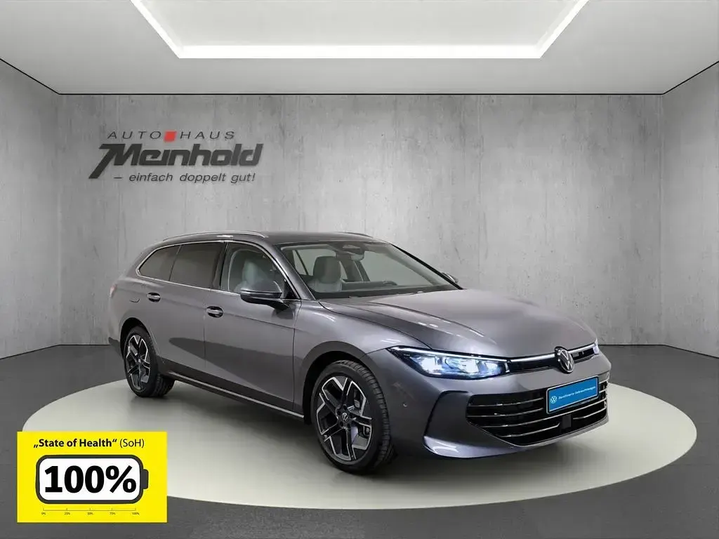 Gebraucht VW Passat Elegance 177 PS (130 kW) 2025 Grau Limousine