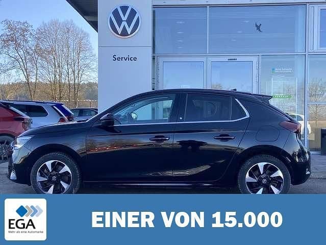 Schwarz metallic Gebraucht 2022 Opel Corsa-e Elegance Kleinwagen | 17.060 € (Fairer Preis) - Bild 1/4