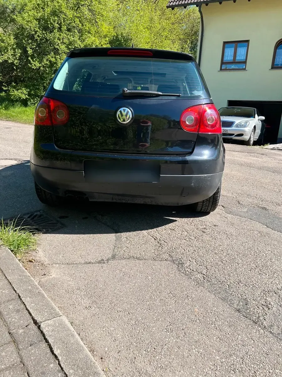 Gebraucht VW Golf V 140 PS (102 kW) 2005 Schwarz Kleinwagen