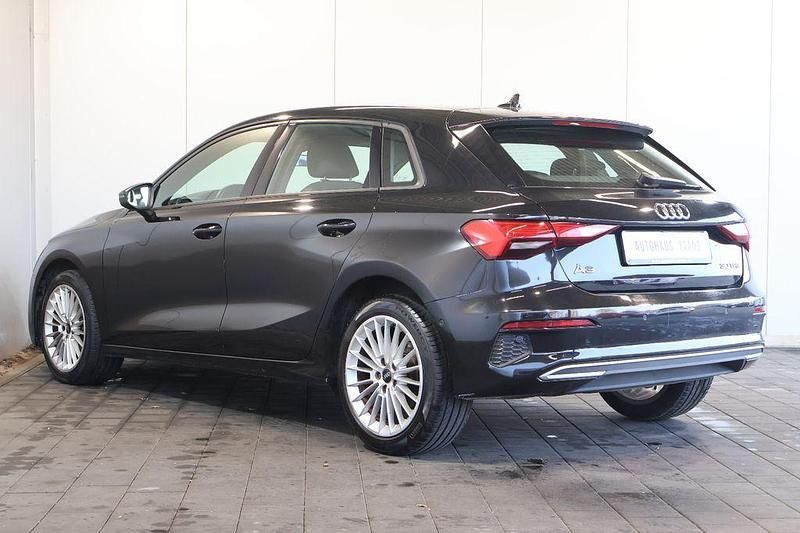 Gebraucht Audi A3 Advanced 110 PS (80 kW) 2022 Schwarz Limousine