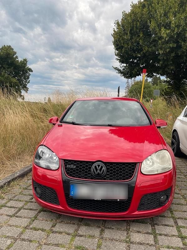 Rot Gebraucht 2006 VW Golf V GTI Kleinwagen | 2.700 € (Superpreis) - Bild 1/4