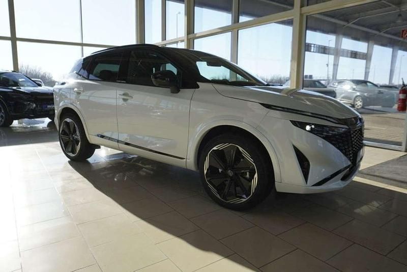 Pearl white / black Neu 2025 Nissan Qashqai SUV | 33.410 € (Fairer Preis) - Bild 1/4