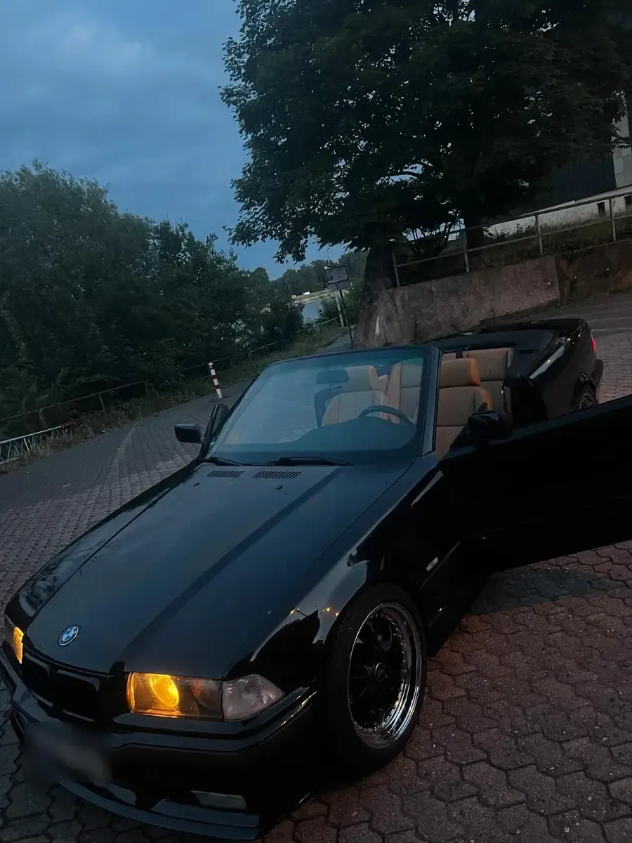 Gebraucht BMW 320 Cabriolet 150 PS (110 kW) 1998 Schwarz Cabrio