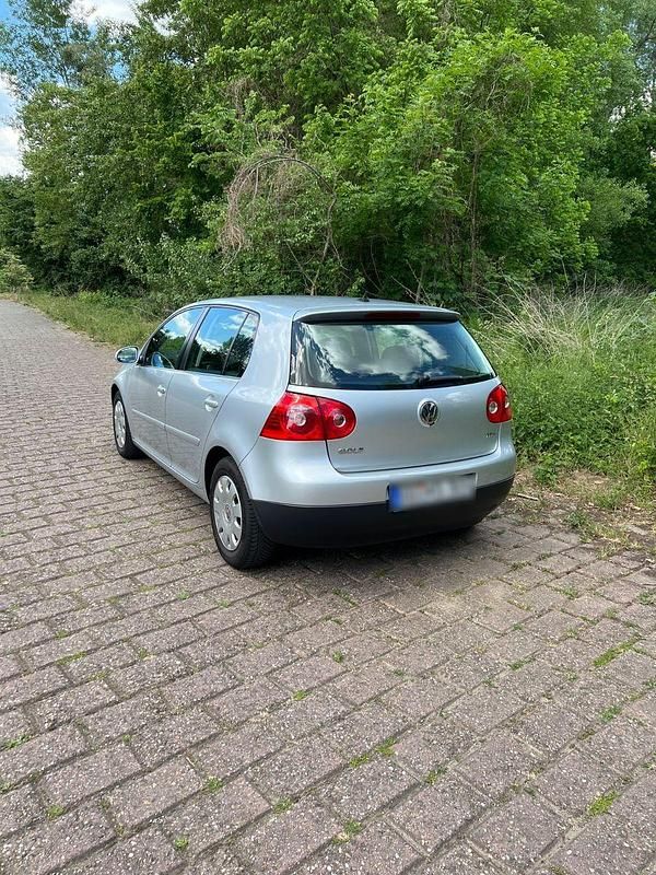 Gebraucht VW Golf IV 105 PS (77 kW) 2006 Silber Limousine