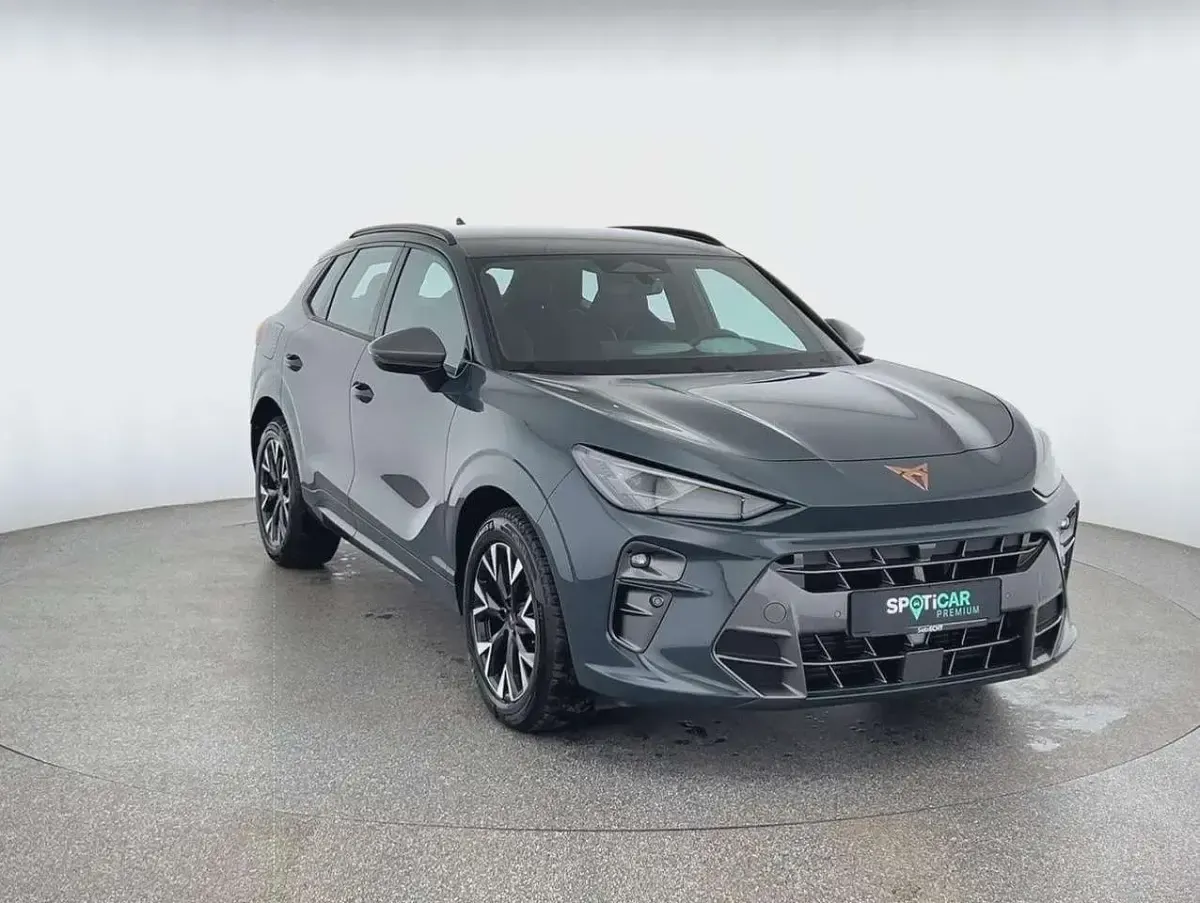 Gebraucht Cupra Terramar 204 PS (150 kW) 2025 Blau SUV