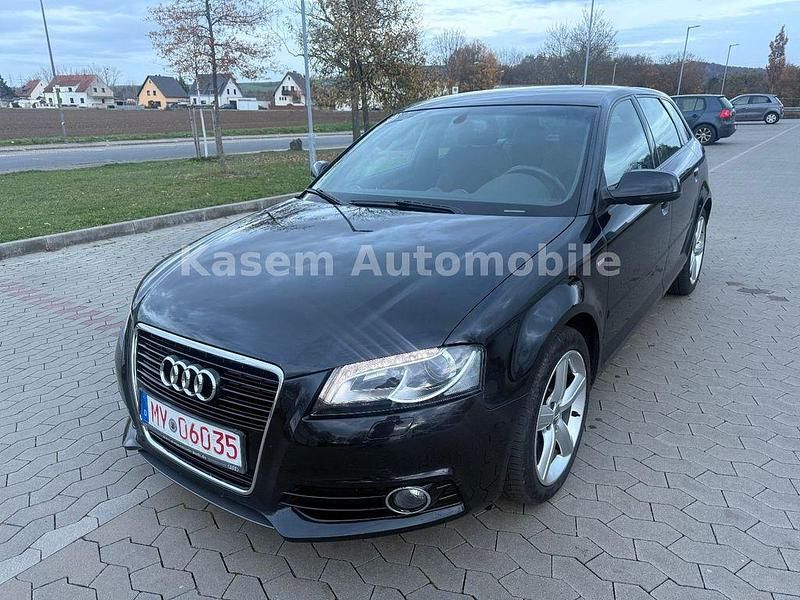 Schwarz Gebraucht 2012 Audi A3 Ambition Limousine | 8.900 € (Guter Preis) - Bild 1/4