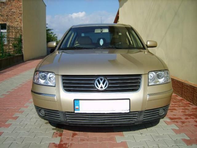 Gebraucht VW Passat 150 PS (110 kW) 2001 Gold metallic Limousine