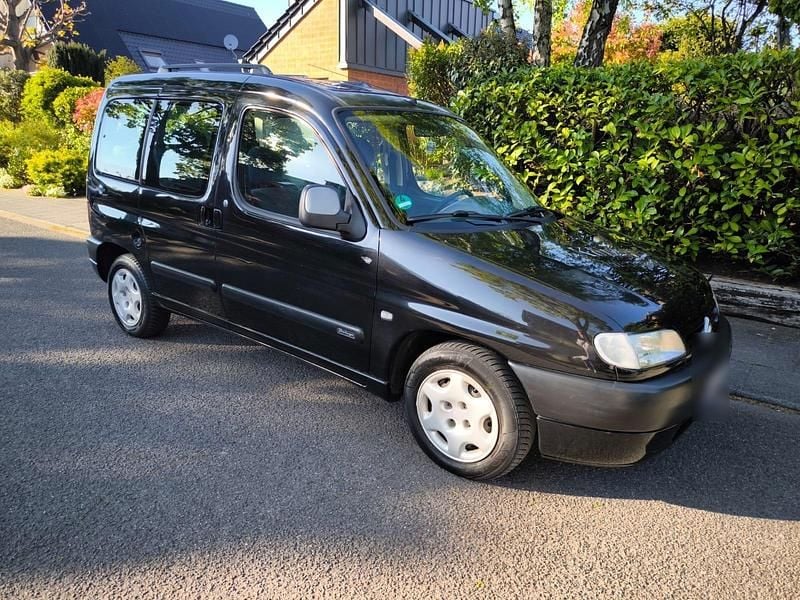 Gebraucht Citroën Berlingo 75 PS (55 kW) 2002 Schwarz Van / Kleinbus