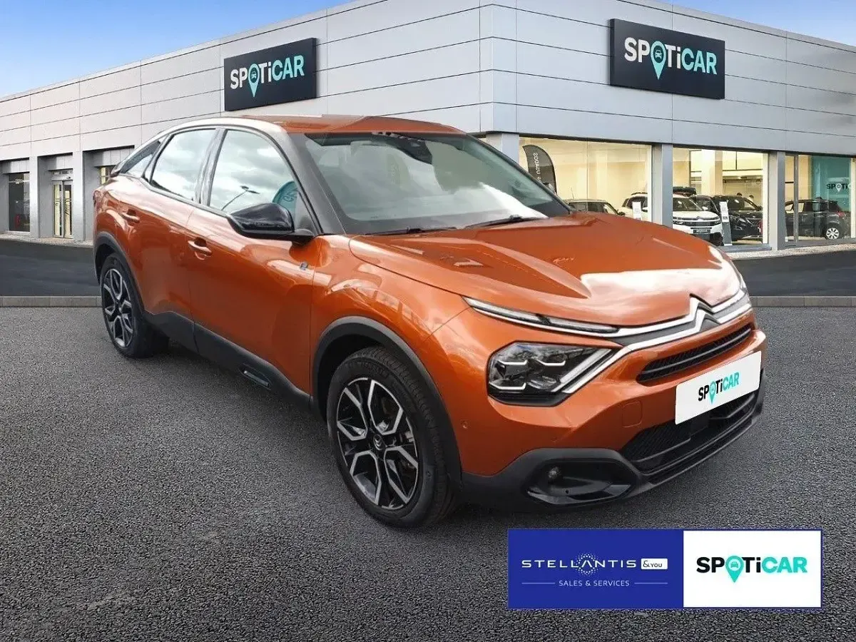 Gebraucht Citroën e-C4 Feel 100 kW (136 PS) 2023 Orange Limousine