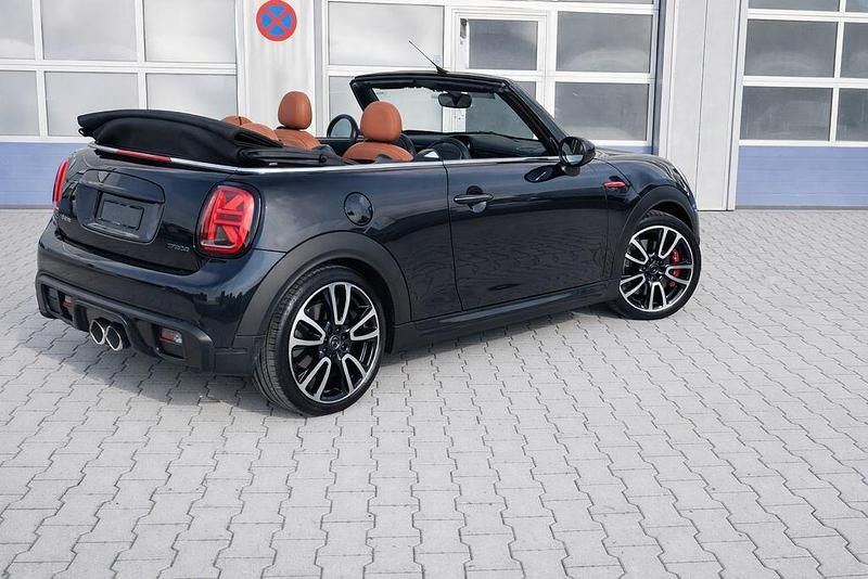 Gebraucht Mini John Cooper Works Cabriolet 231 PS (169 kW) 2023 Enigmatic black metallic Cabrio