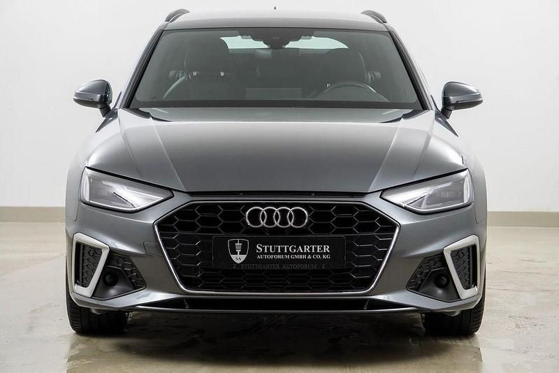 Gebraucht Audi A4 S-Line 170 PS (125 kW) 2023 Grau Kombi