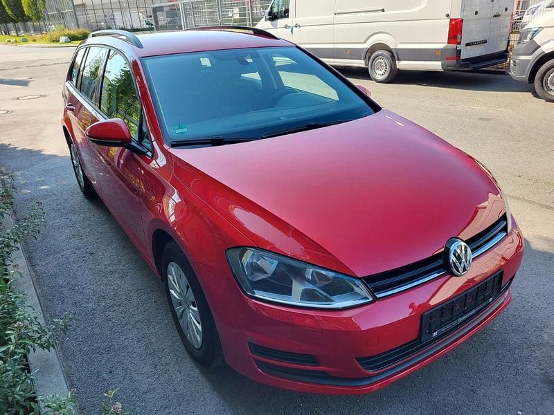 Gebraucht VW Golf VII 105 PS (77 kW) 2013 Rot Kombi