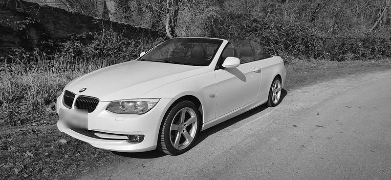 Gebraucht BMW 325 Cabriolet 218 PS (160 kW) 2013 Weiß Cabrio