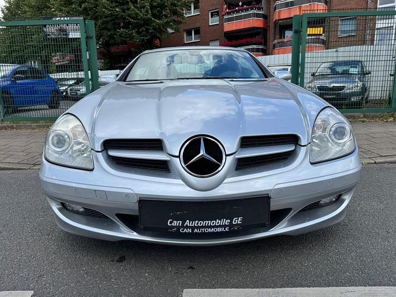 Gebraucht Mercedes SLK200 163 PS (119 kW) 2004 Silber Cabrio