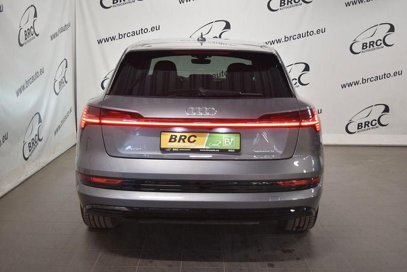 Gebraucht Audi e-tron Advanced 300 kW (408 PS) 2021 Grau SUV