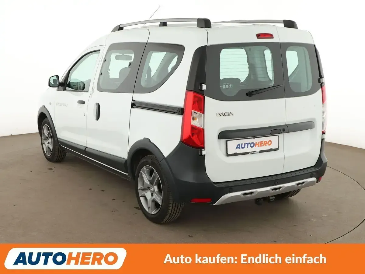 Gebraucht Dacia Dokker Stepway 102 PS (75 kW) 2019 Weiß Van / Kleinbus