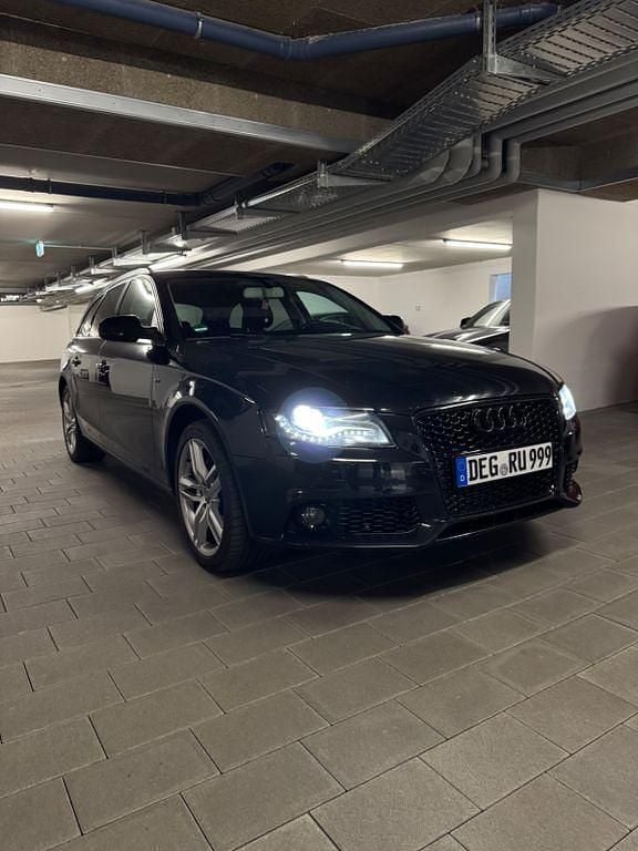 Schwarz Gebraucht 2010 Audi A4 S-Line Kombi | 8.160 € (Fairer Preis) - Bild 1/4