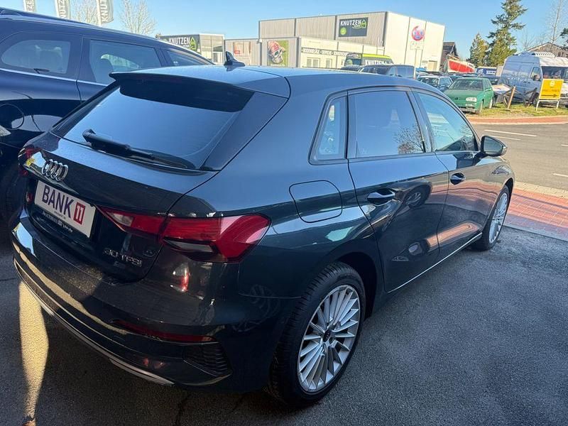 Gebraucht Audi A3 Advanced 110 PS (80 kW) 2021 Grau Limousine