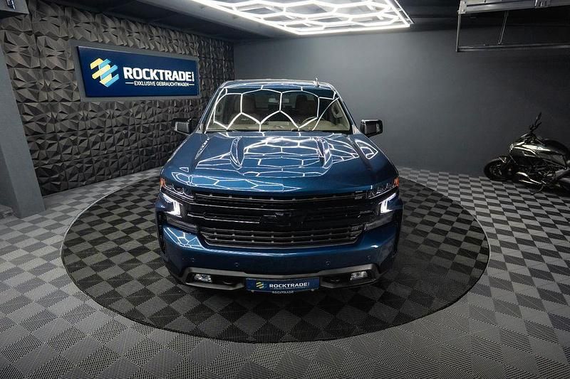 Gebraucht Chevrolet Silverado 360 PS (264 kW) 2022 Blau SUV