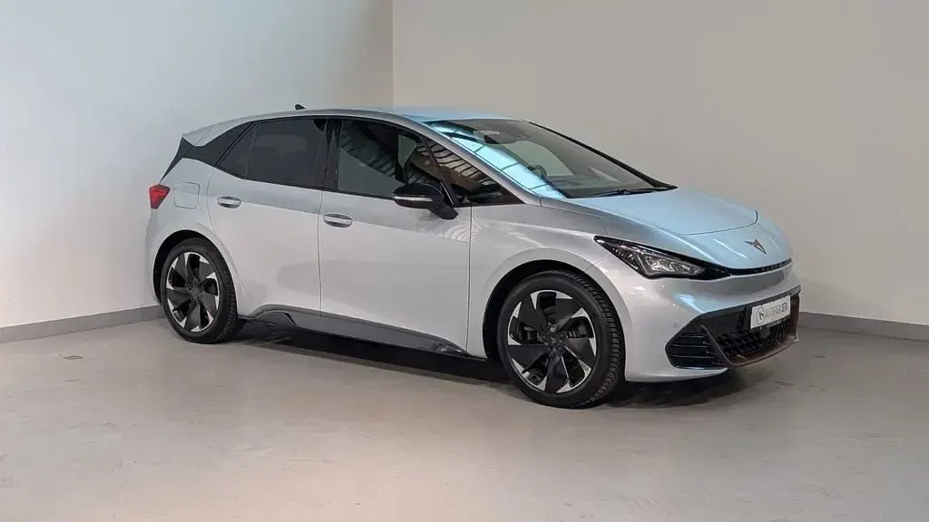 Second-hand Cupra Born 169 kW (231 CP) 2023 Argintiu Hatchback