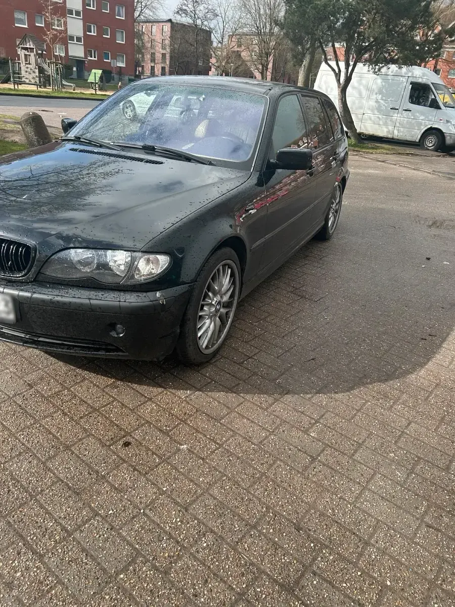 Gebraucht BMW 325 192 PS (141 kW) 2001 Schwarz Kombi