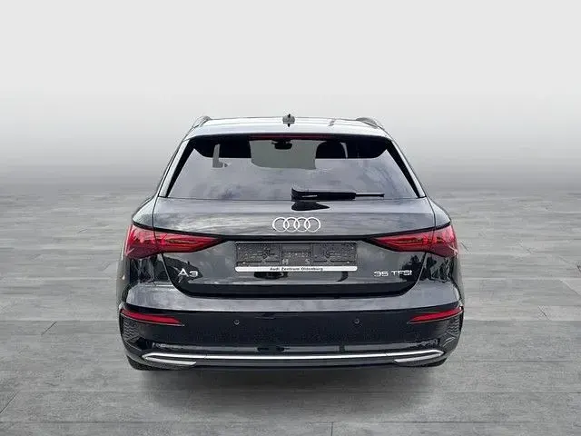 Gebraucht Audi A3 Advanced 150 PS (110 kW) 2023 Schwarz Limousine
