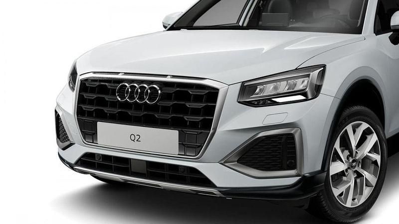 Gebraucht Audi Q2 Advanced Plus 150 PS (110 kW) 2025 Gletscherweiß metallic SUV