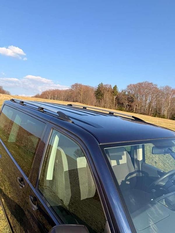 Gebraucht VW T5 Startline 140 PS (102 kW) 2014 Blau Van