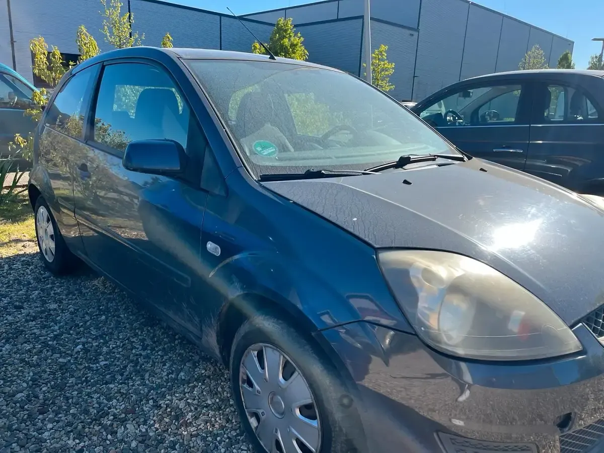 Gebraucht Ford Fiesta 60 PS (44 kW) 2007 Schwarz Kleinwagen