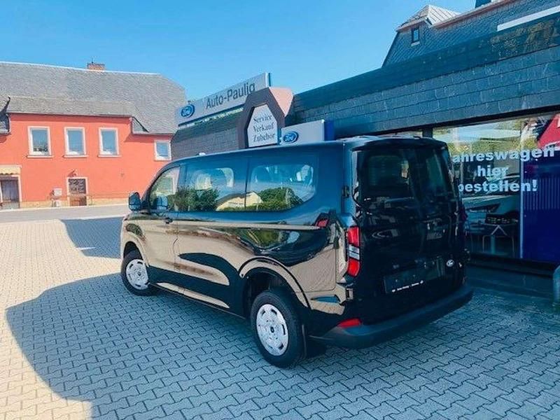 Neu Ford Transit Custom 136 PS (100 kW) 2025 Schwarz Kombi