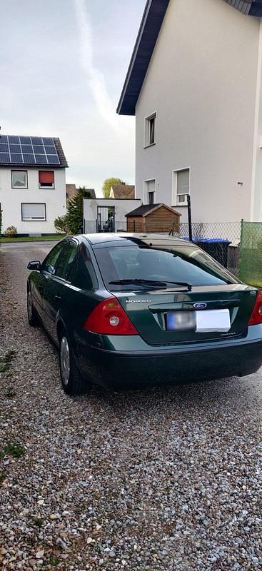 Gebraucht Ford Mondeo 125 PS (91 kW) 2004 Grün Limousine