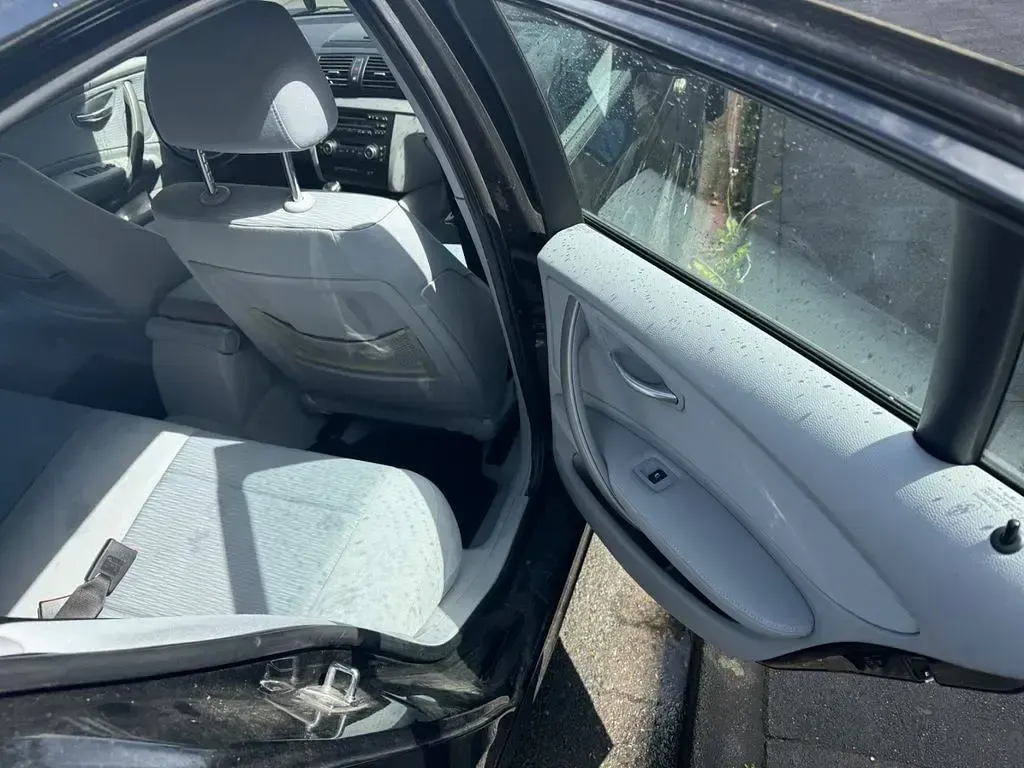 Gebraucht BMW 116 122 PS (89 kW) 2007 Schwarz Kleinwagen