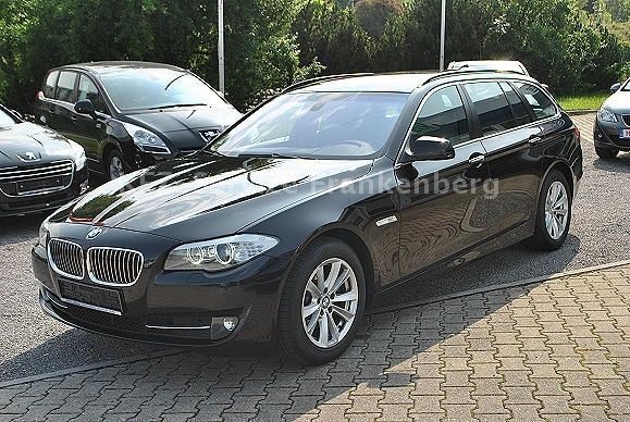 Gebraucht BMW 520 184 PS (135 kW) 2011 Schwarz metallic Kombi