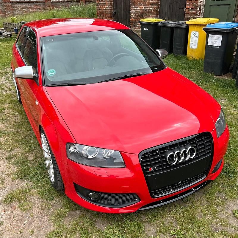 Second-hand Audi S3 265 CP (194 kW) 2007 Roșu Hatchback
