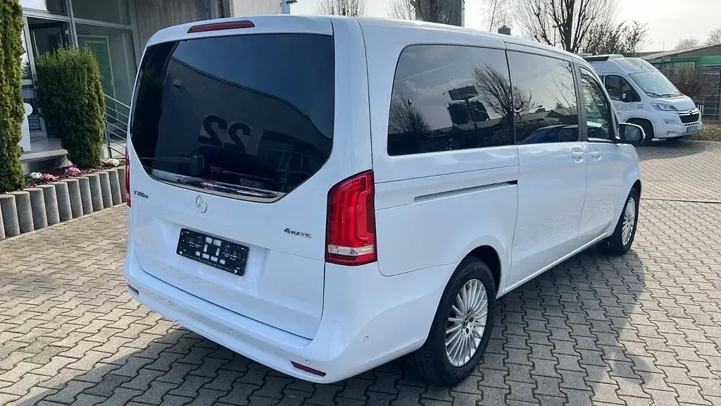 Gebraucht Mercedes V300 Edition 237 PS (174 kW) 2022 Weiß Van / Kleinbus