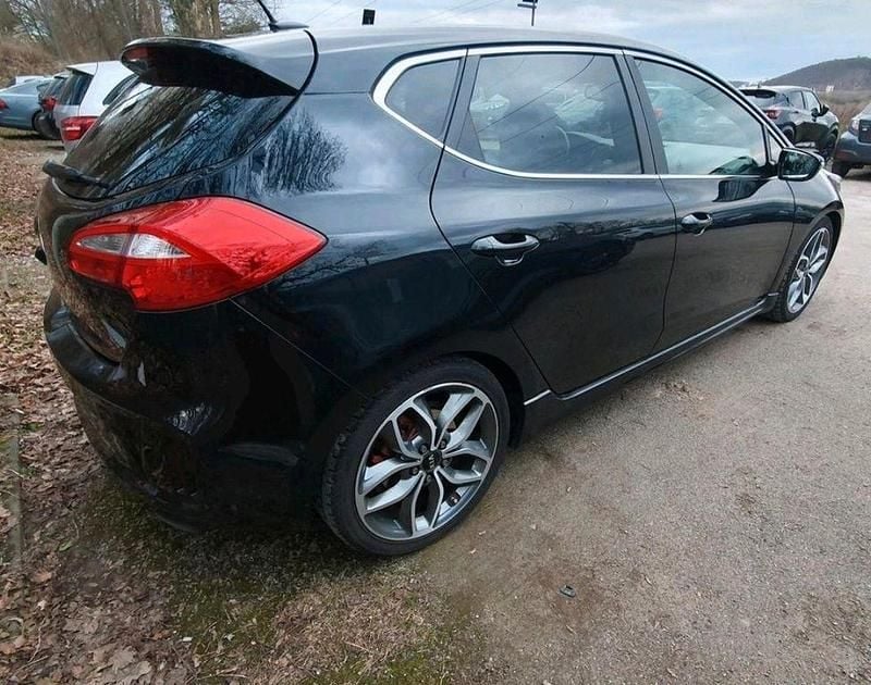 Gebraucht Kia Ceed GT-Track 204 PS (150 kW) 2016 Schwarz Kleinwagen