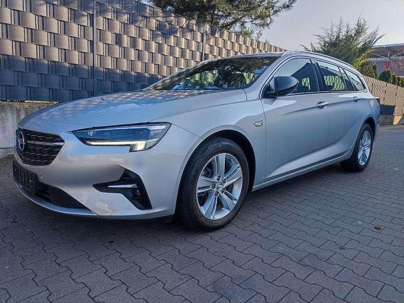 Gebraucht Opel Insignia Elegance 174 PS (127 kW) 2022 Silber Kombi