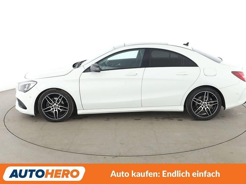 Gebraucht Mercedes CLA200 AMG line 156 PS (114 kW) 2019 Weiß Limousine